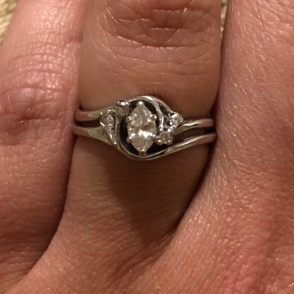 Diamond ring